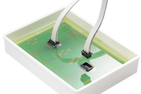 작업 효율을 높이는 2열 구조의 Micro Lock Plus 커넥터