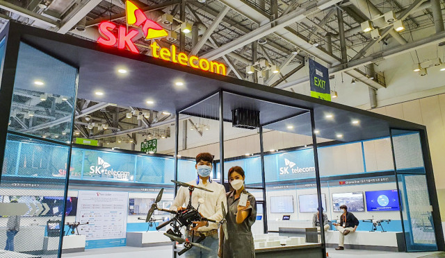 SK텔레콤이 2021 드론 쇼 코리아에 참가해 5G·AI 기반 드론 관제 솔루션을 선보인다.