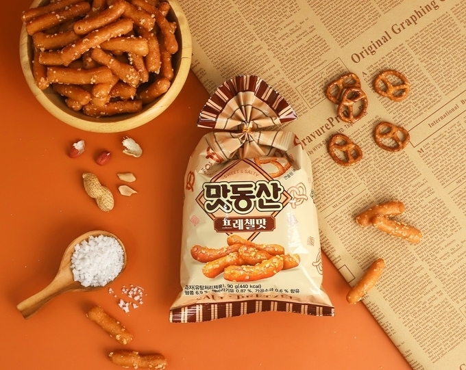고소함에 달콤짭짤함 담은 맛동산 프레첼맛 출시!.