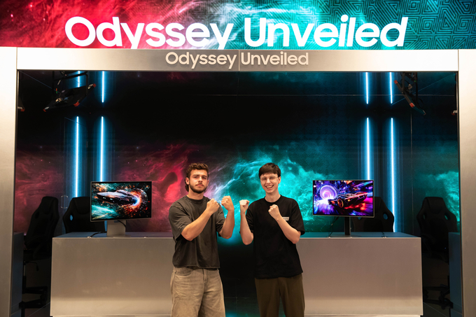 삼성전자 '오디세이 언베일드 2025(Odyssey Unveiled 2025)' 행사에서 인기 스트리머 '캐드렐(Caedrel)'과 '조지 클라키(George Clarkey)'가 삼성 오디세이 3D와 오디세이 OLED G8 모니터로 게임을 즐기며 팬들과 소통하는 시간을 가졌다.