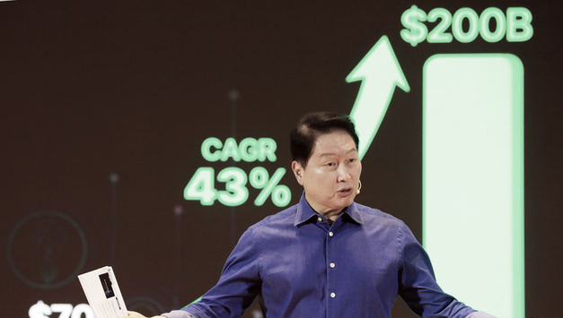 최태원 SK그룹 회장 “AI 병목, 메모리·인프라·설루션으로 고객과 함께 해결”